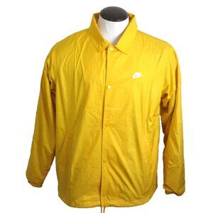 Men's Nike Club Snap Front Lined Coaches Jacket University Gold Size Small NWT